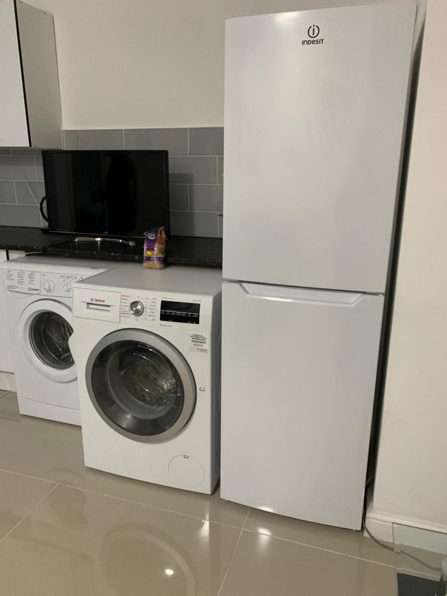 אילפורד London Studio Apartments, Private Bathrooms And Parking מראה חיצוני תמונה
